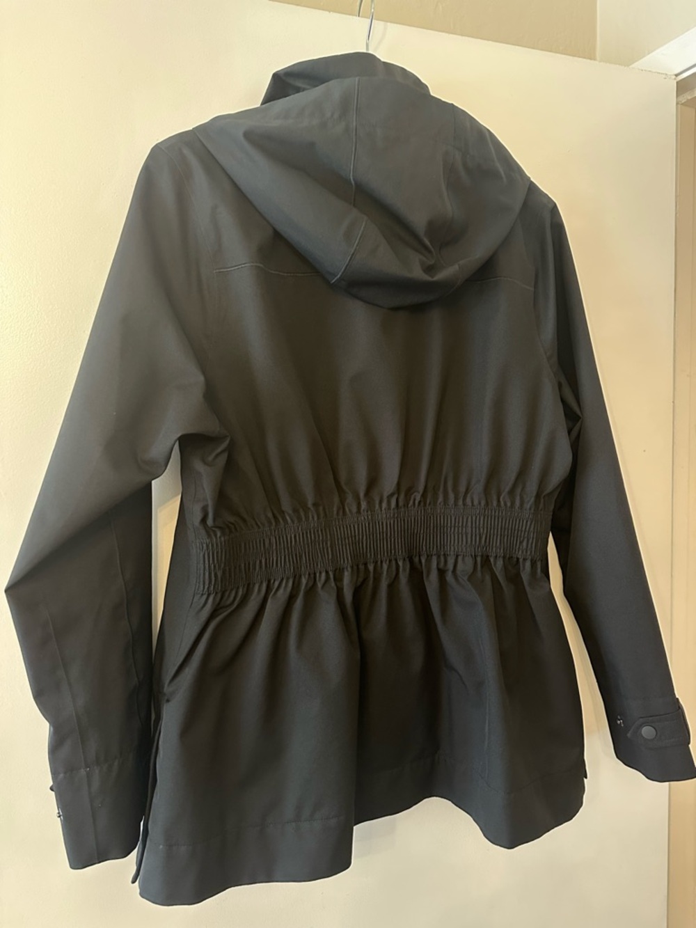Athleta RainOut Sutro Trench Jacket – Black | Size [S] | Waterproof Chic Coat - Picture 7 of 7